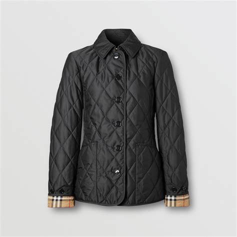 burberry quilted thermoregulated jacket.